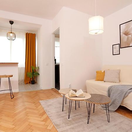 Chic Scandinavian Style Studio Leilighet Bucureşti Eksteriør bilde
